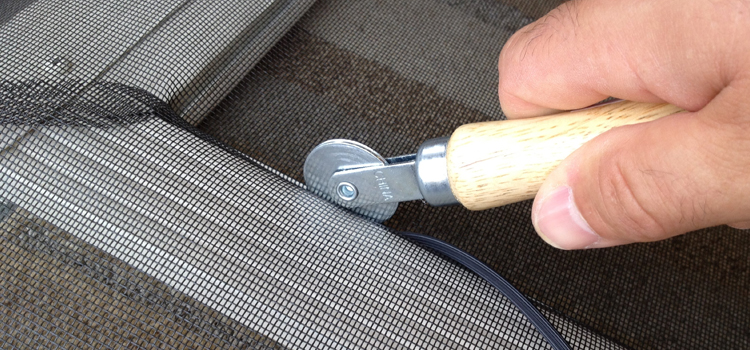 metal screen door repair in Barstow